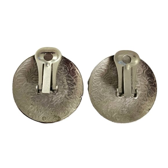 KK/ED Silver Tone Blue Enamel Hearts Modernist Round Clip Earrings, Signed L241 - Picture 7 of 11